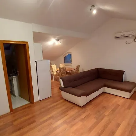 By The Sea Mandre, Pag - 6507 *