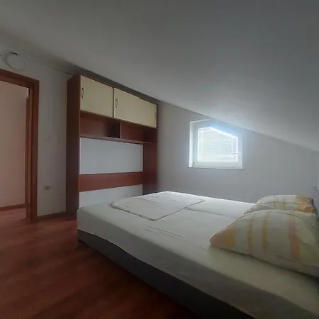 By The Sea Mandre, Pag - 6507 Apartment Kolan