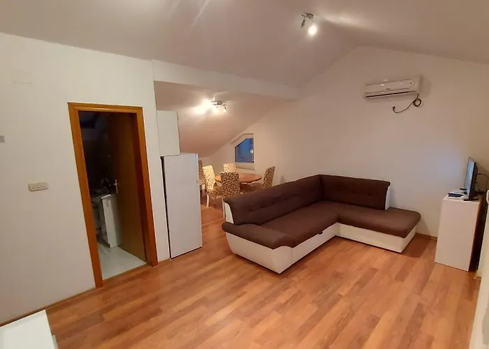 By The Sea Mandre, Pag - 6507 *