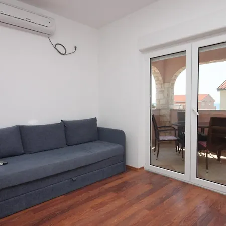 By The Sea Mandre, Pag - 6507 Apartment *
